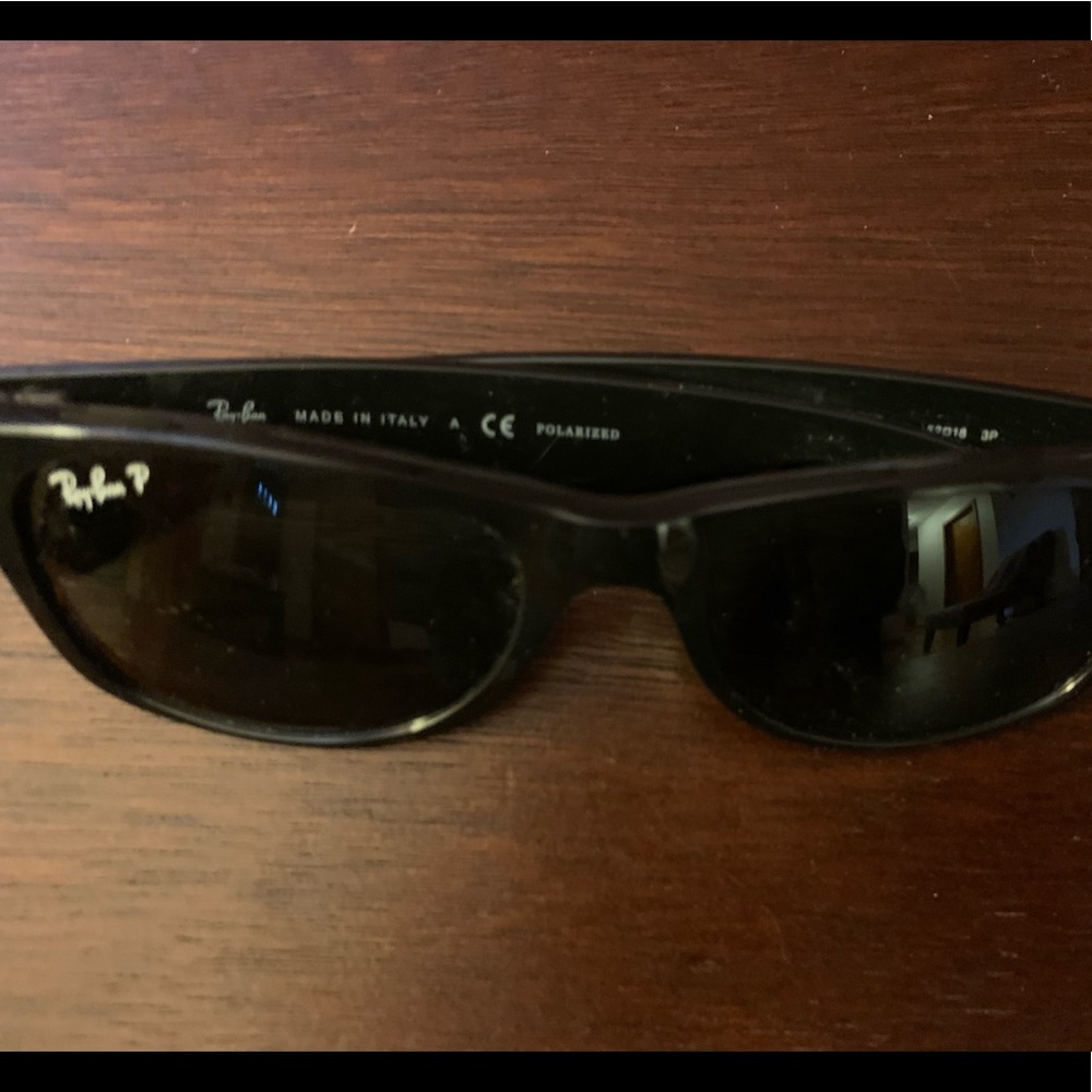 Ray-Ban New Wayfarers. Unisex.